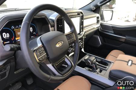 Ford F-150 EcoBoost 2021, intérieur